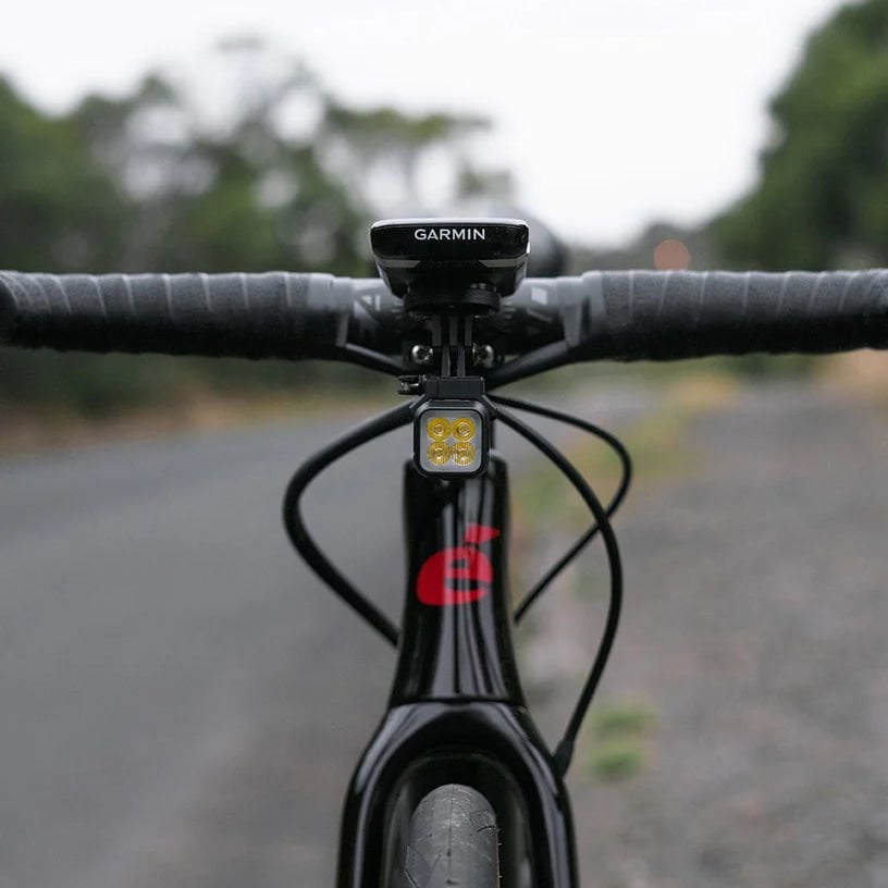 KNOG Blinder 900 USB Şarjlı Ön Far