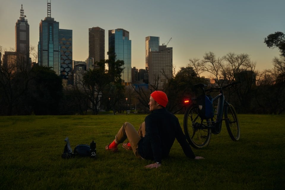 KNOG Blinder Link 100 Lümen Bagaj Bağlantılı Şarjlı Arka Stop