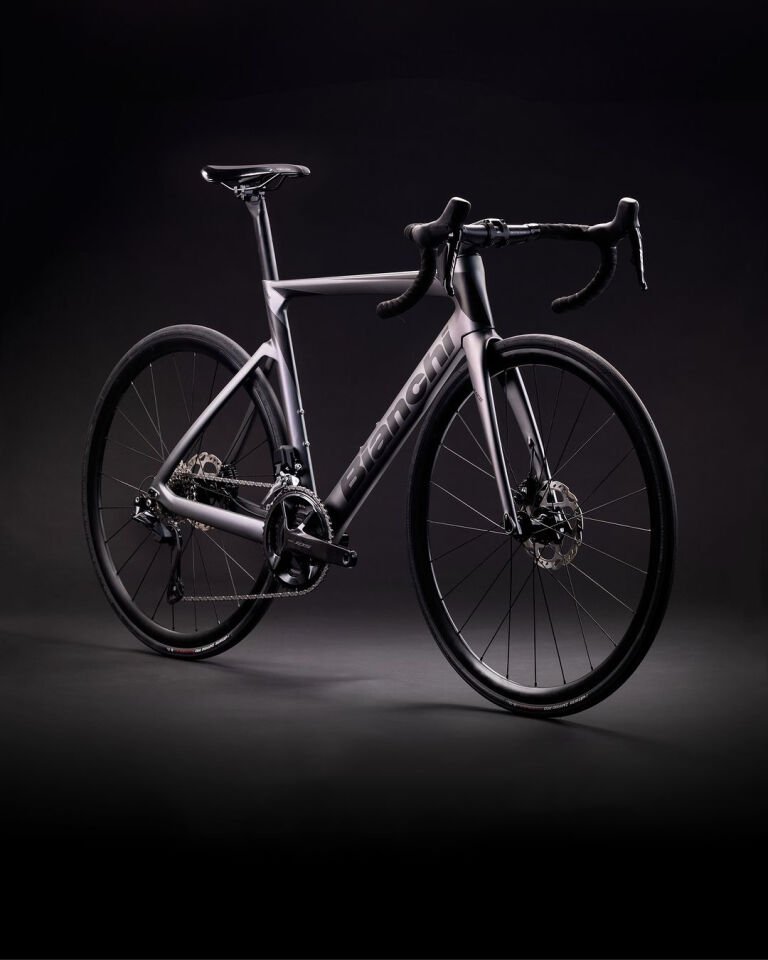 Bianchi OLTRE RACE 105 di2 12Sp HD Karbon Yol Bisikleti Mat Grafit 53CM