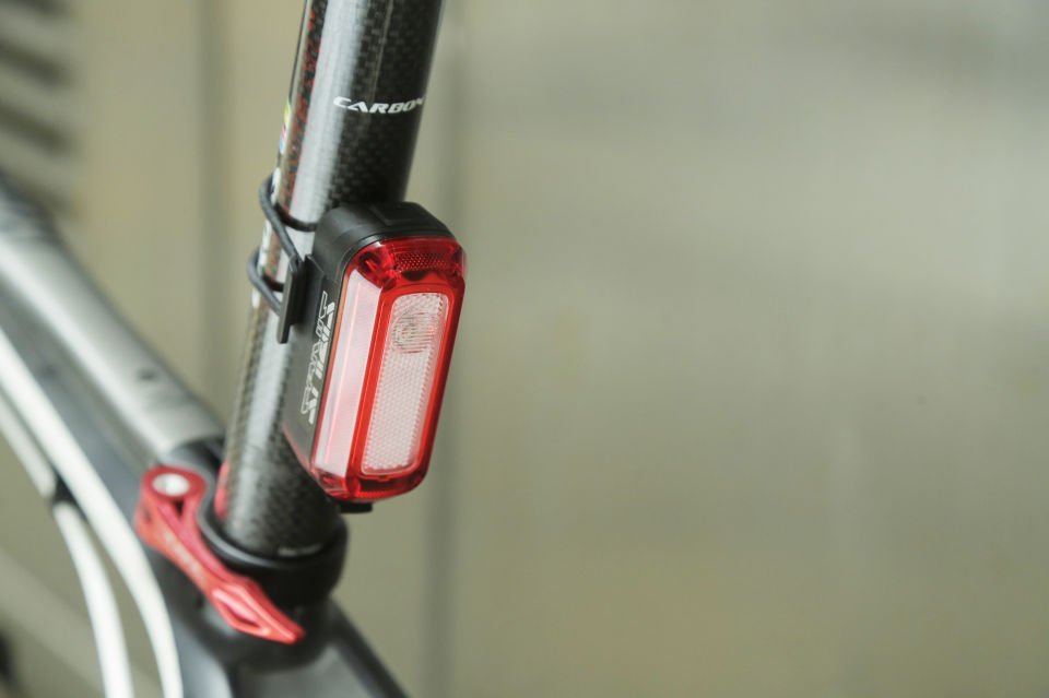 MOON Sirius USB 200 Lümen Arka Lamba