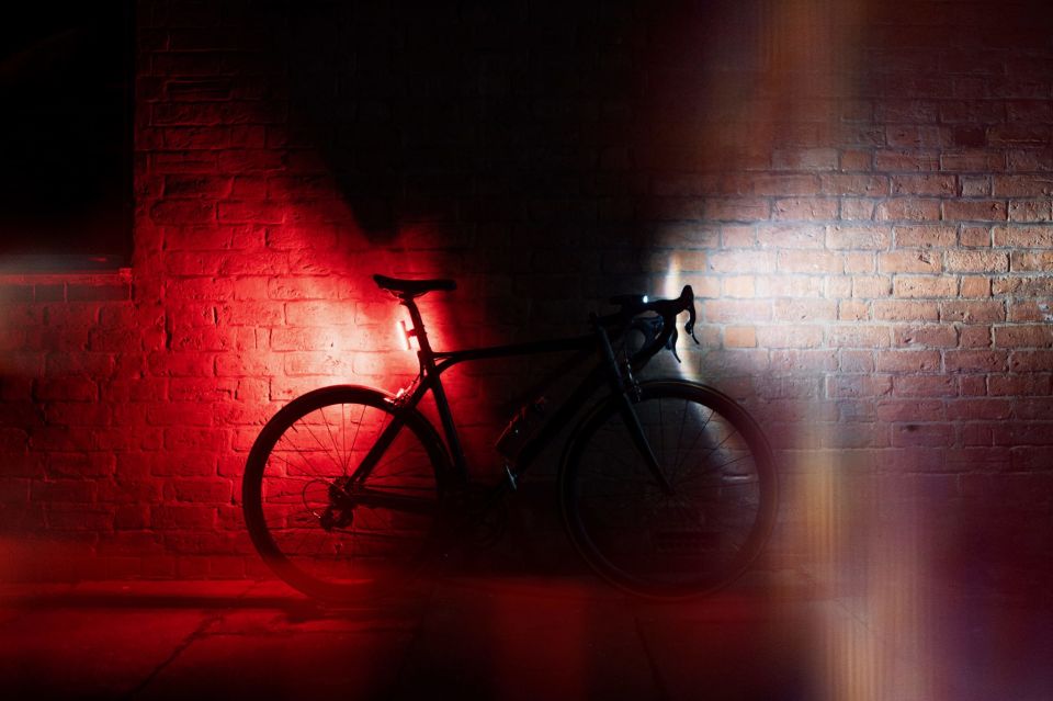 MOON Cerberus USB 150 Lumen Arka Lamba