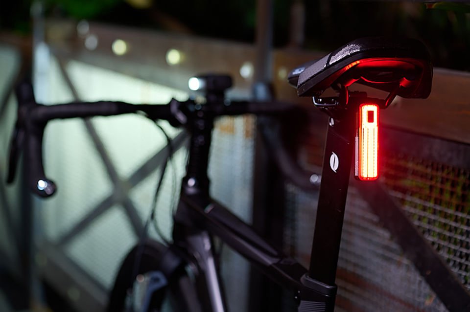 MOON Helix Max 250 Lumen USB Arka Lamba