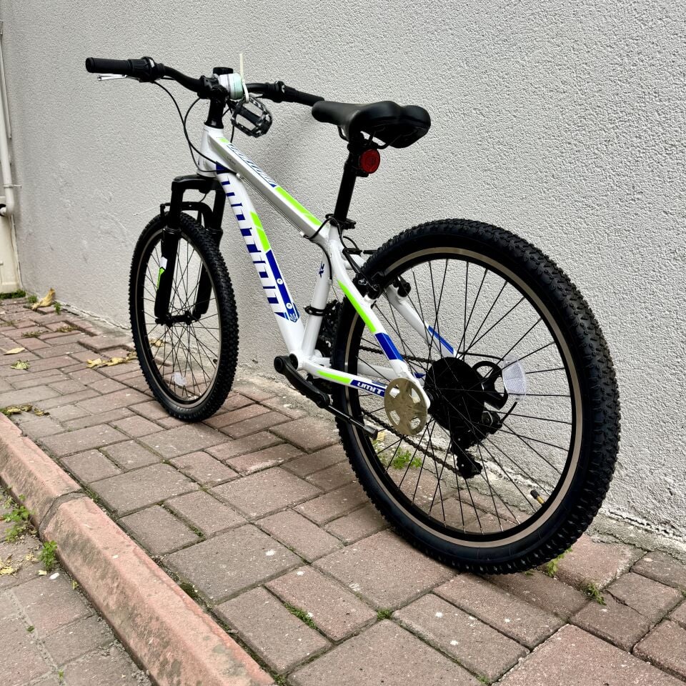 ÜMİT Motion 24 Jant 21V Alloy Dağ Bisikleti Beyaz - Mavi - Yeşil